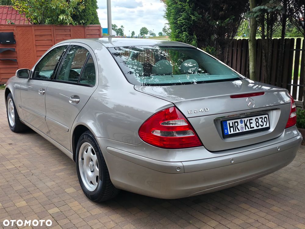 Mercedes-Benz Klasa E - 8