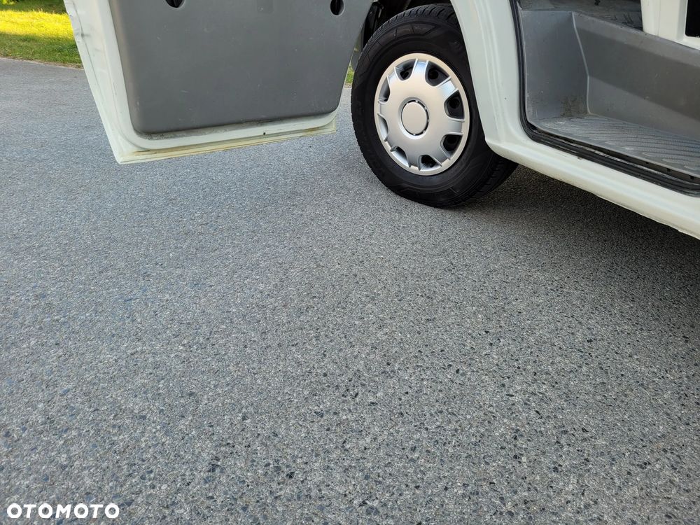 Volkswagen LT 35 Brygadówka 7 osób L2H2 - 25