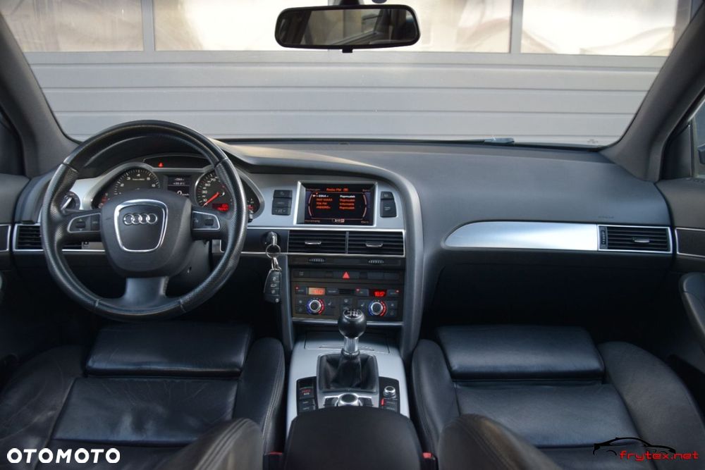 Audi A6 Avant - 32