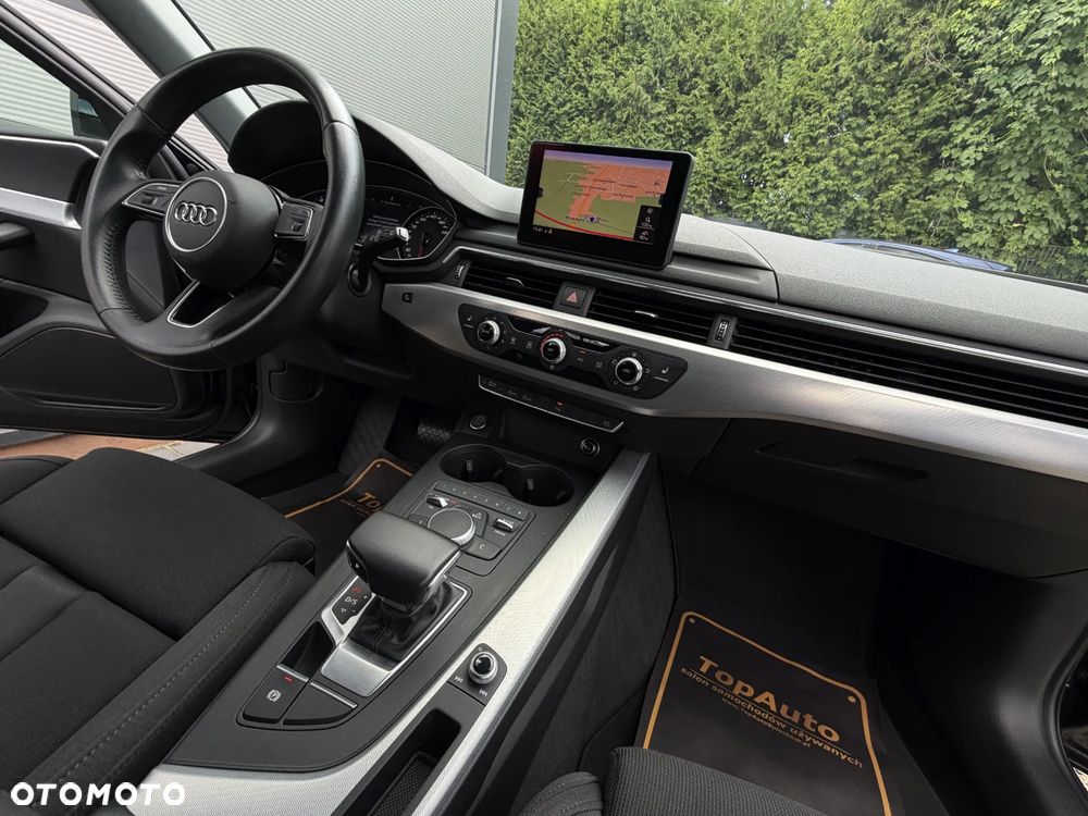 Audi A4 Avant 40 TFSI S tronic design - 15