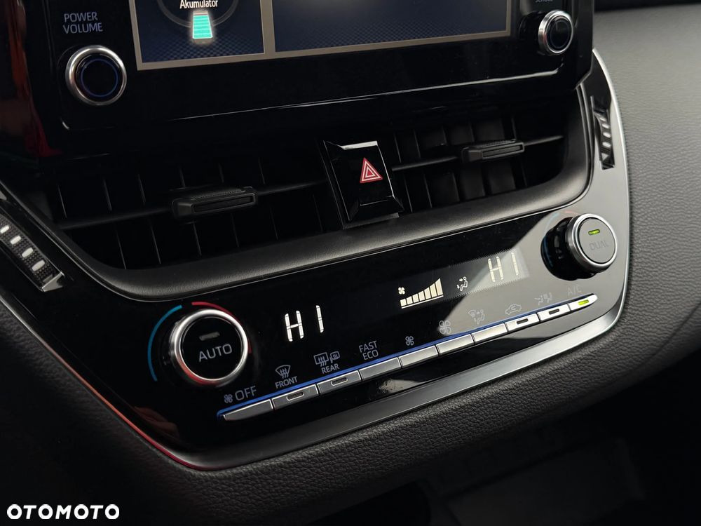 Toyota Corolla 1.8 Hybrid Active - 36