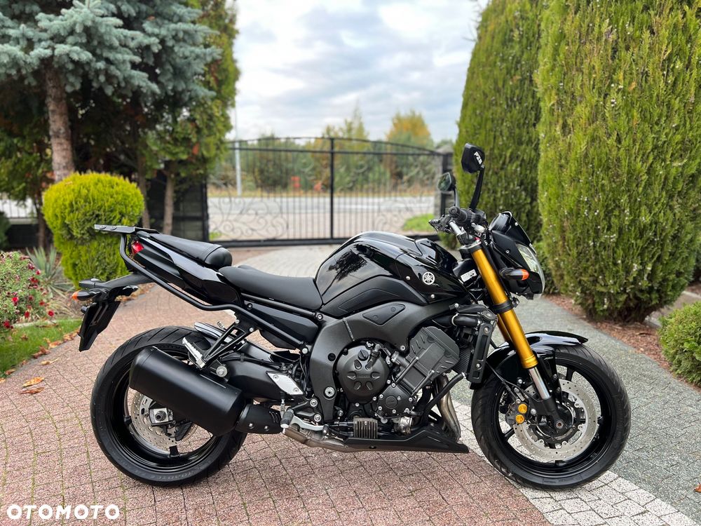 Yamaha FZ8 - 6