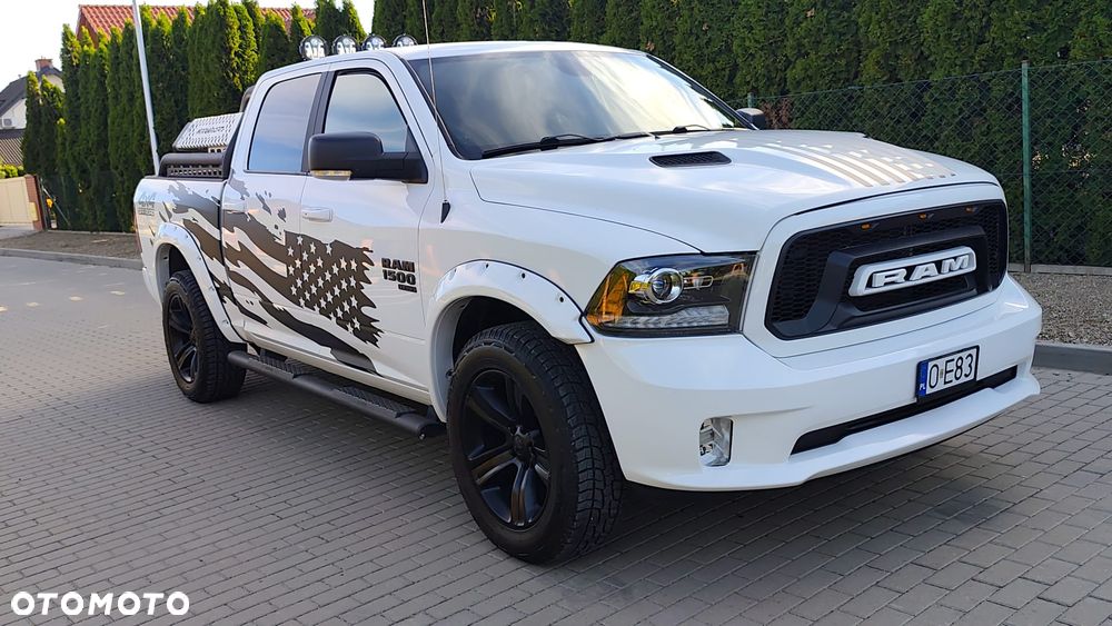 Dodge RAM 5.7 4x4 - 6