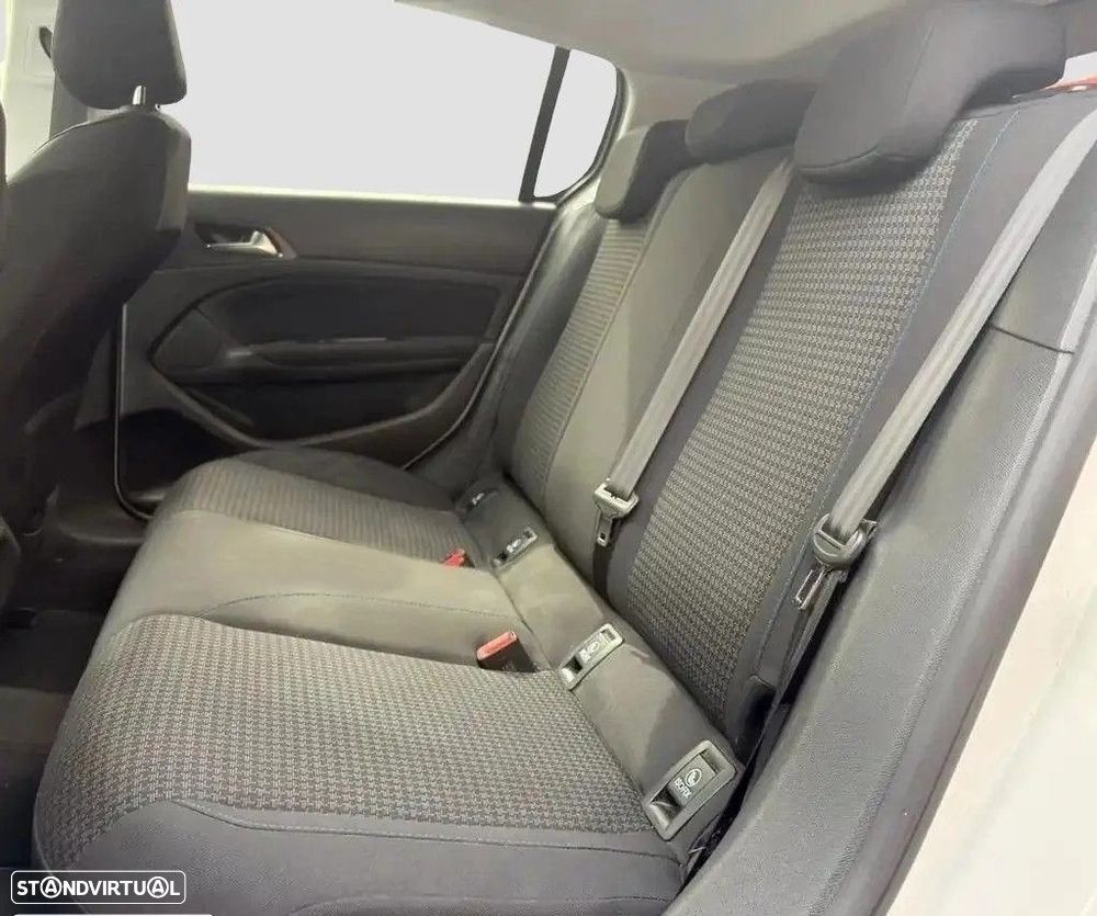 Peugeot 308 1.2 PureTech Active - 11