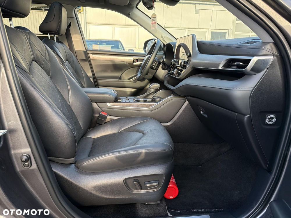 Toyota Highlander - 8