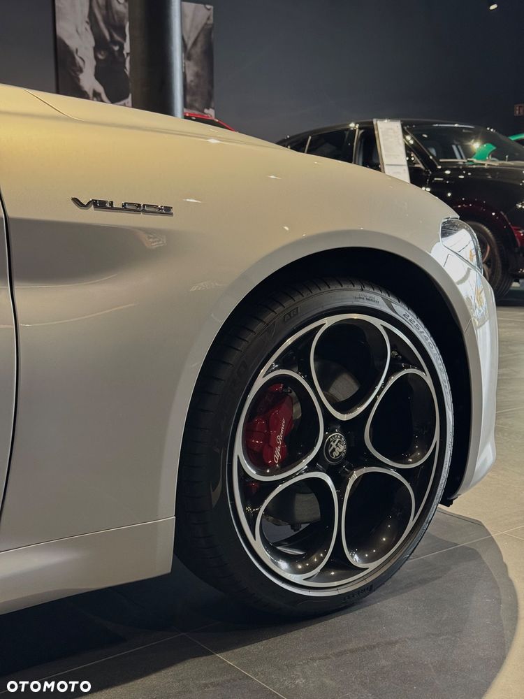 Alfa Romeo Giulia 2026 photo 4