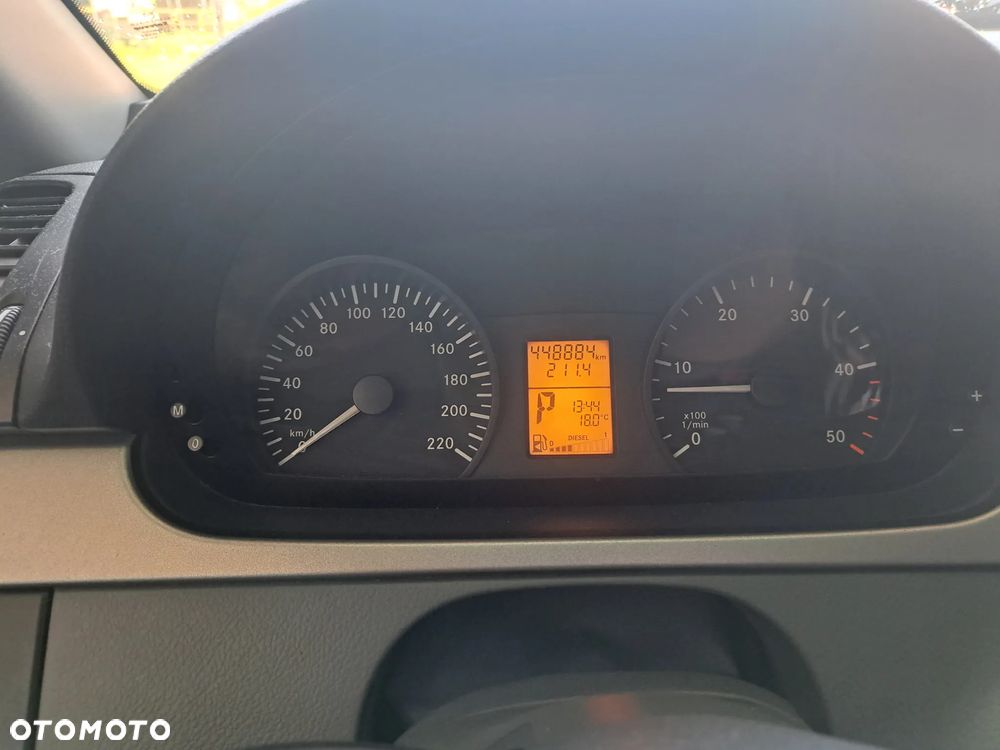 Mercedes-Benz Vito Univan 639.603 - 10