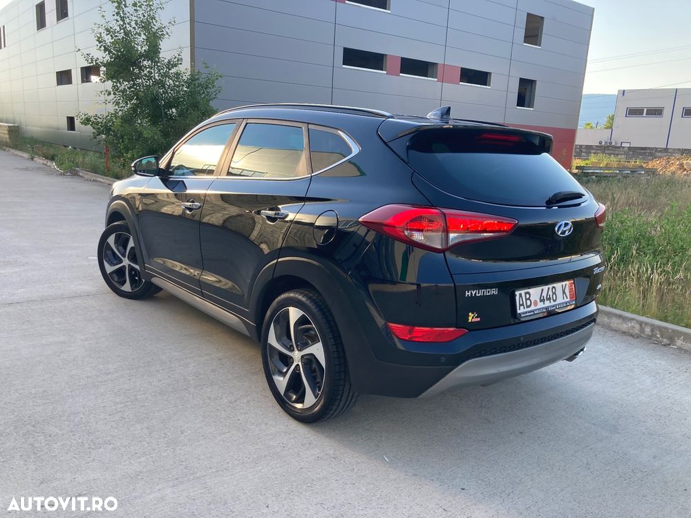 Hyundai Tucson 2.0 CRDI 4WD Premium - 37