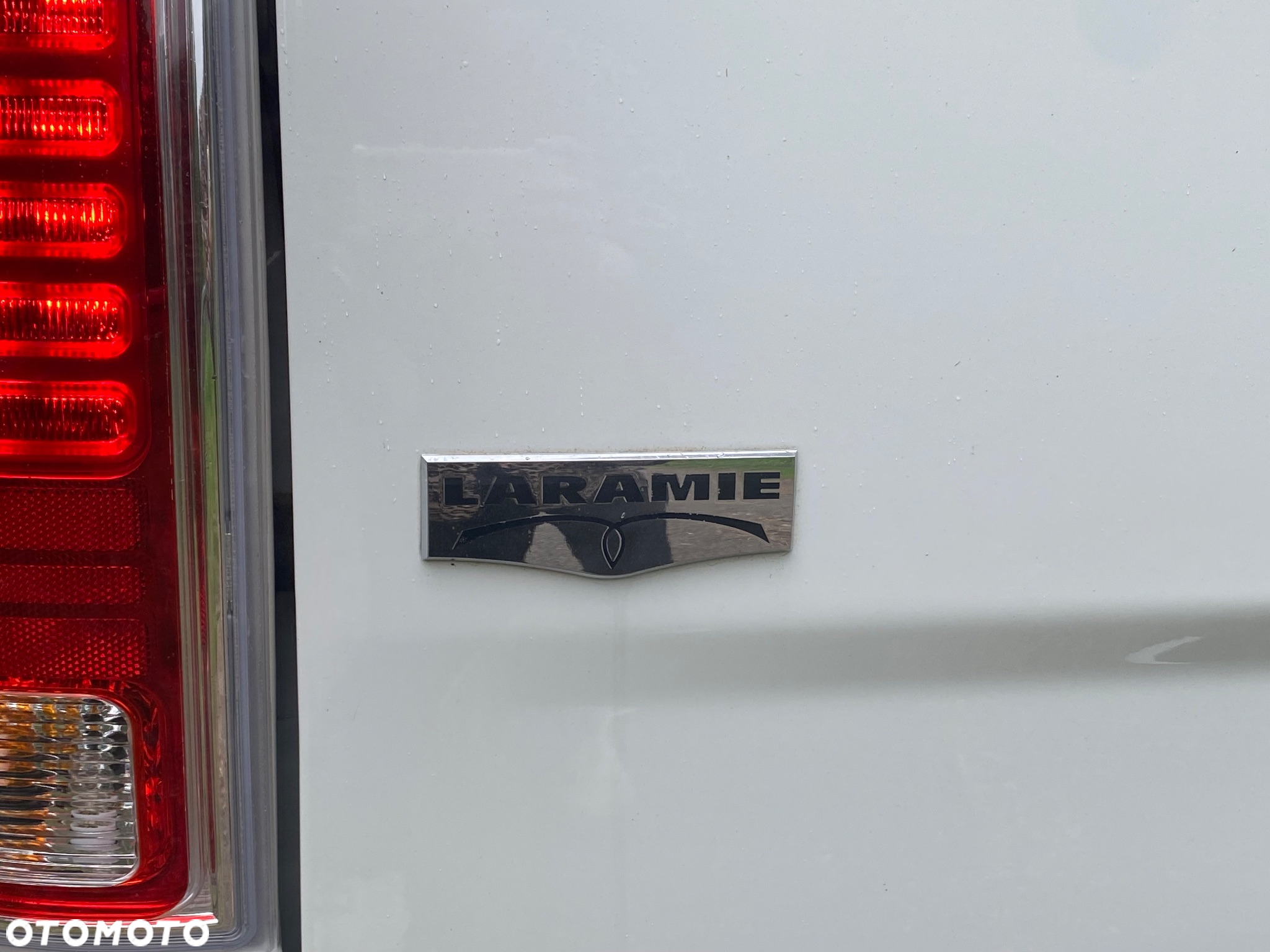 Dodge RAM 1500 5.7 4x4 - 26