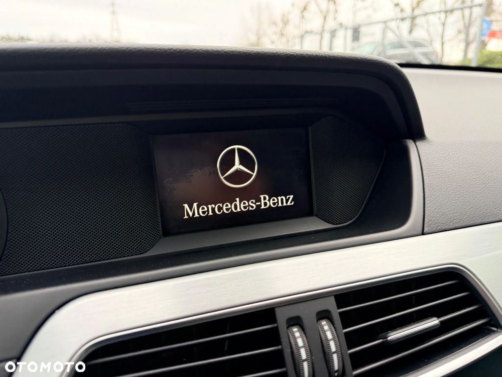 Mercedes-Benz Klasa C 200 (BlueEFFICIENCY) - 23