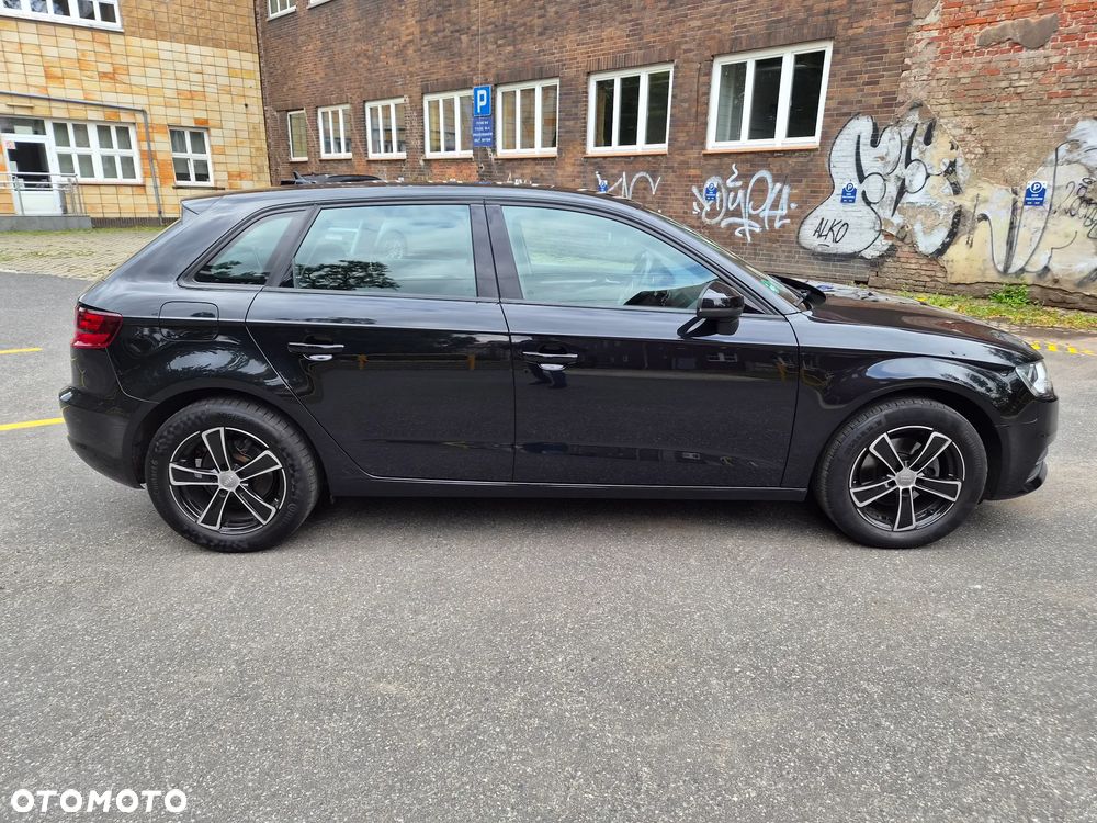 Audi A3 Sportback 1.2 TFSI Ambition - 4