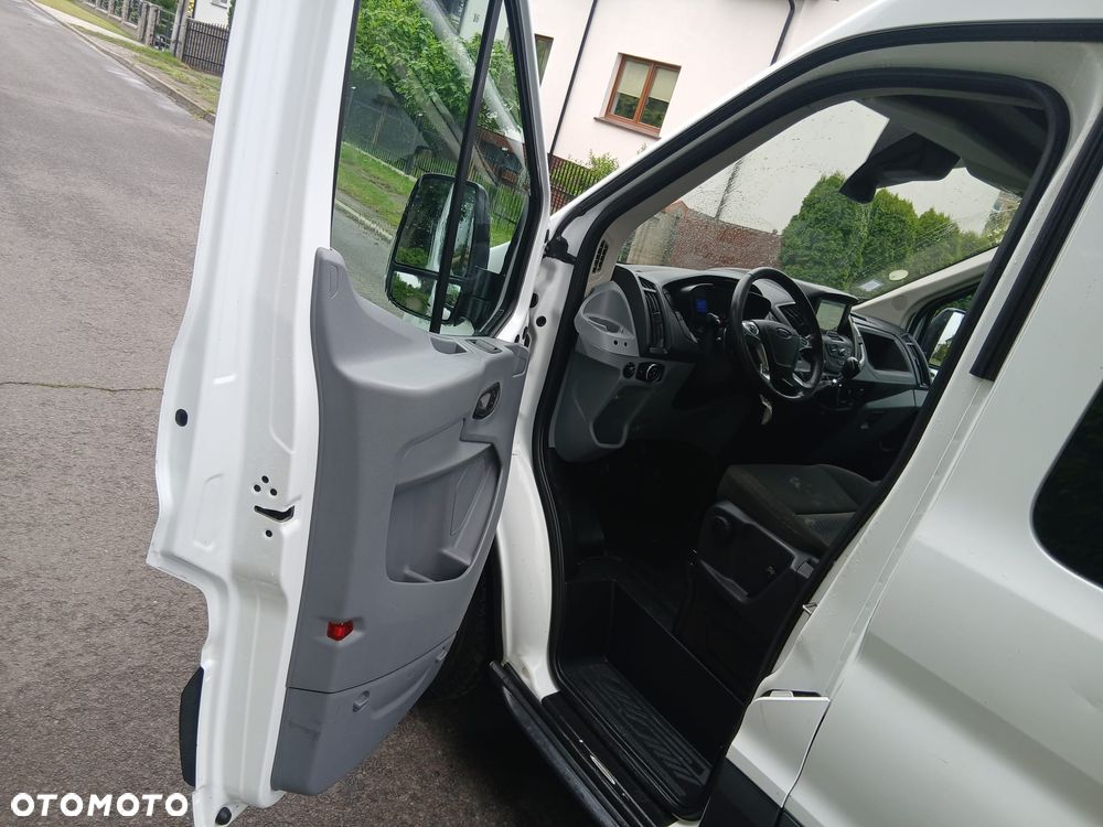 Ford Transit - 15