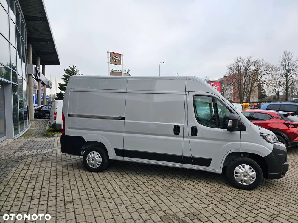 Toyota Proace MAX - 4