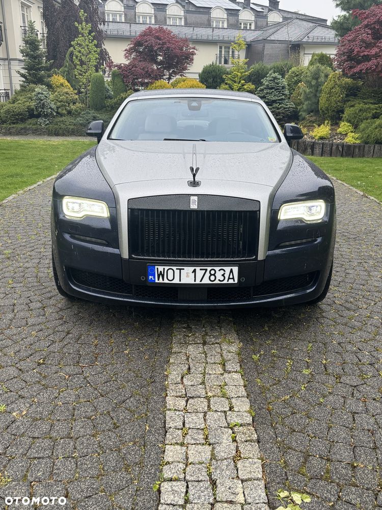 Rolls-Royce Ghost - 1
