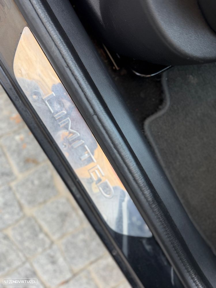 Renault Clio Sport Tourer (Energy) dCi 90 Start & Stop LIMITED - 20
