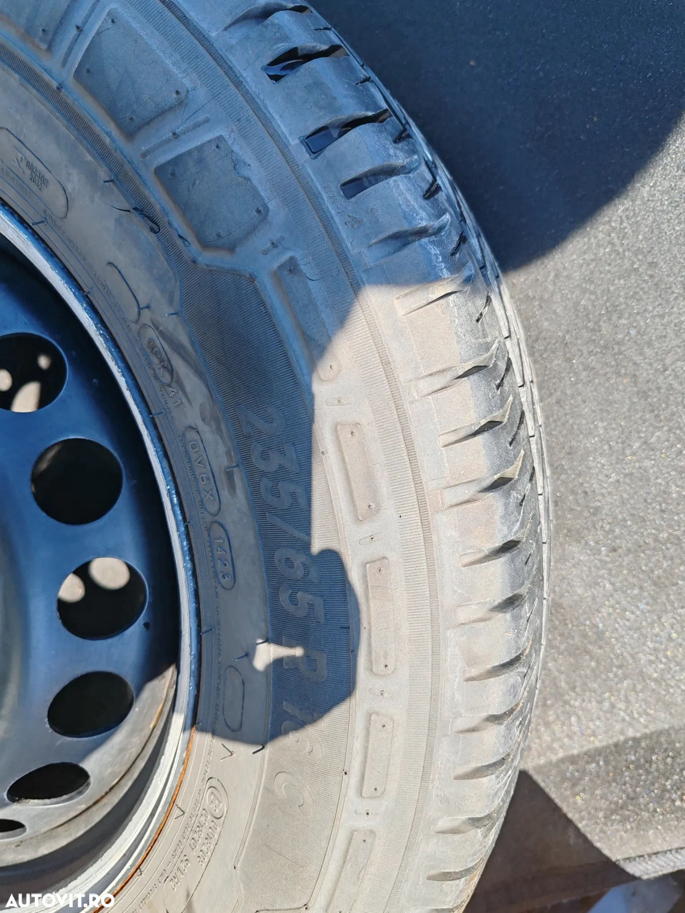 SET  Jante + anvelope sprinter pe 16 cu 6 prezoane Mercedes-Benz 235/65/R16C 4bucati  AN  2007-2016 - 2