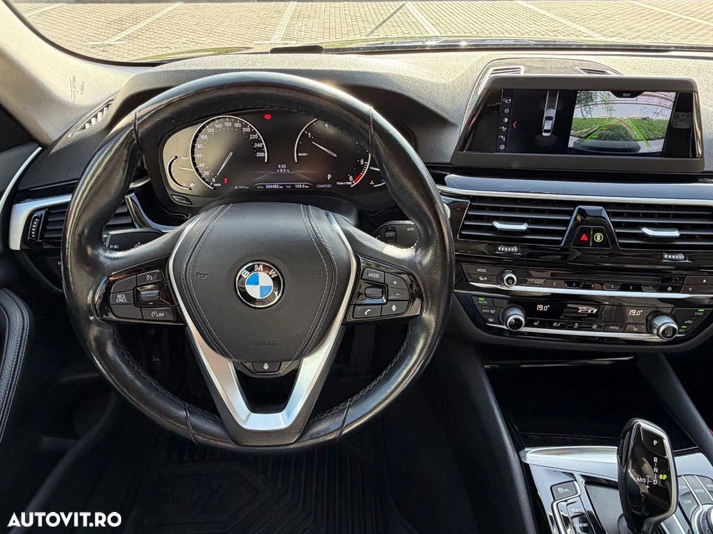 BMW Seria 5 520d Aut. Sport Line - 13