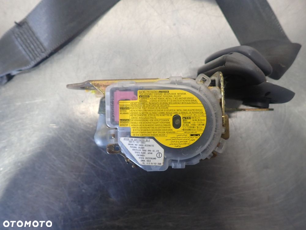 PAS PRAWY PRZEDNI BEZPIECZEŃSTWA TOYOTA RAV4 II 2.0 D - 4
