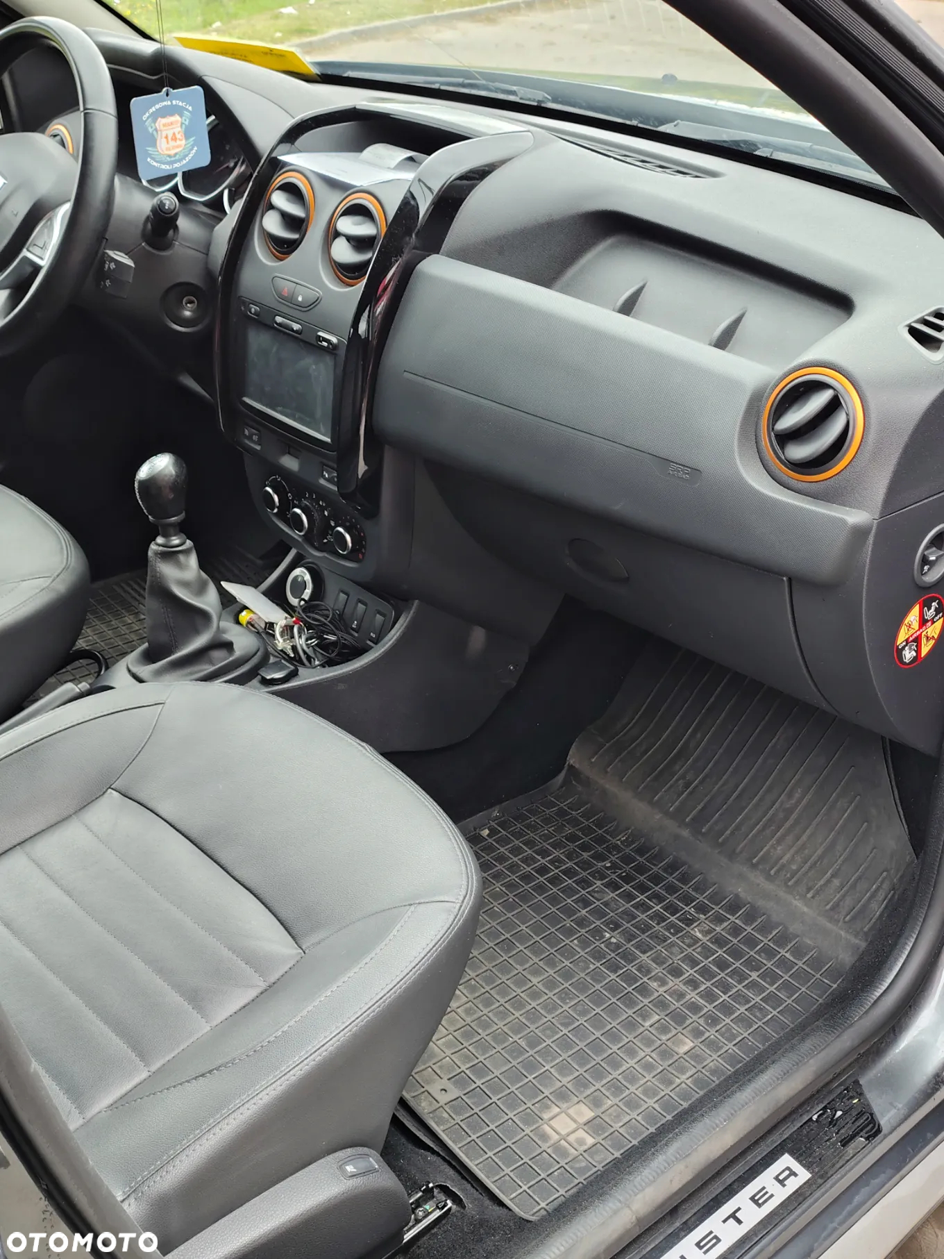 Dacia Duster 1.2 TCe Laureate 4x4 S&S EU6 - 10