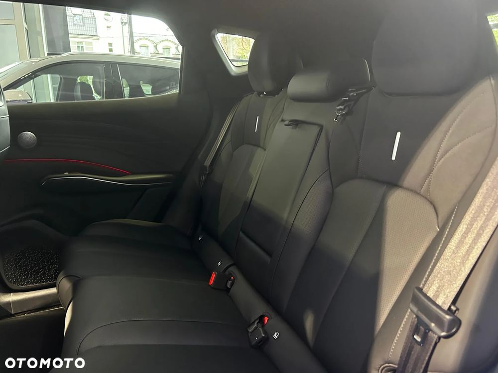 Omoda 7 1.5 T-GDi Super Hybrid Luxury - 18