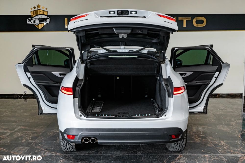 Jaguar F-Pace 20d AWD Aut. Prestige - 3