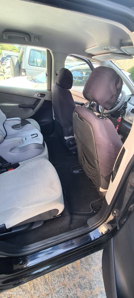 Citroën C4 Picasso - 9