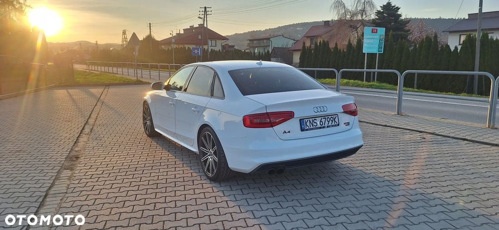 Audi A4 Limousine 2.0 TFSI Quattro S tronic - 11