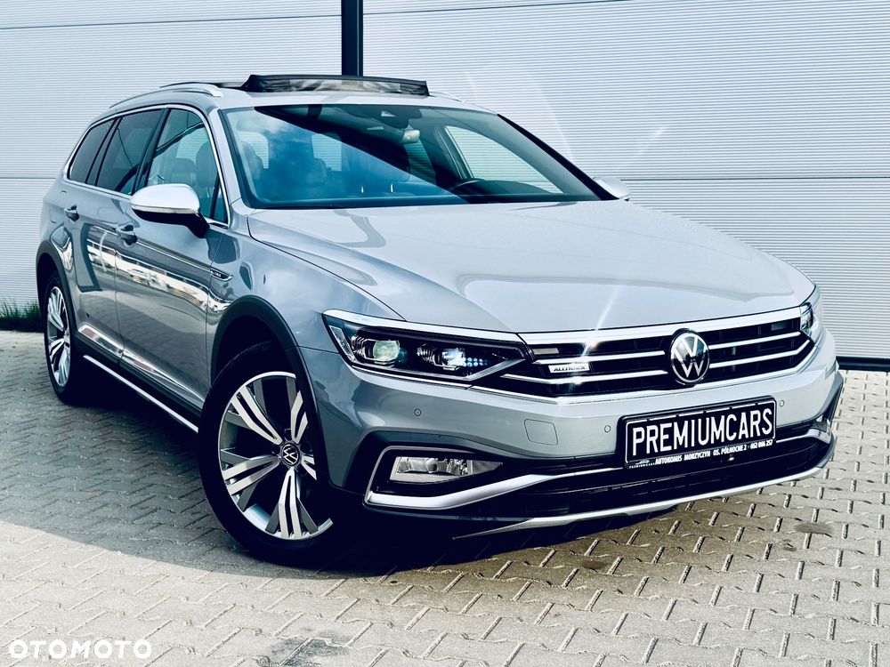 Volkswagen Passat Alltrack 2.0 TDI SCR DSG 4Motion - 11