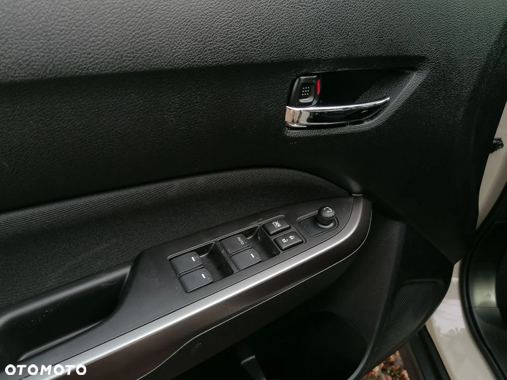 Suzuki Vitara 1.4 Boosterjet mHEV Premium Plus 2WD - 10