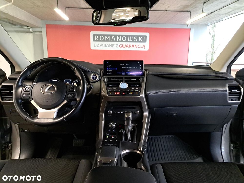 Lexus NX 300h Business Edition AWD - 13
