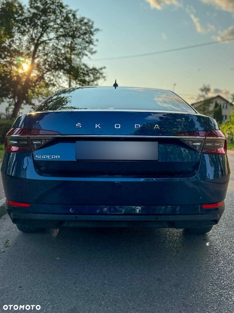 Skoda Superb 2.0 TDI SCR Style DSG - 6