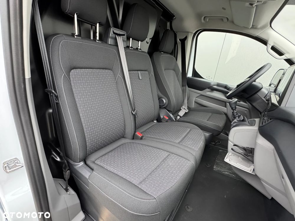 Ford Transit Custom - 16