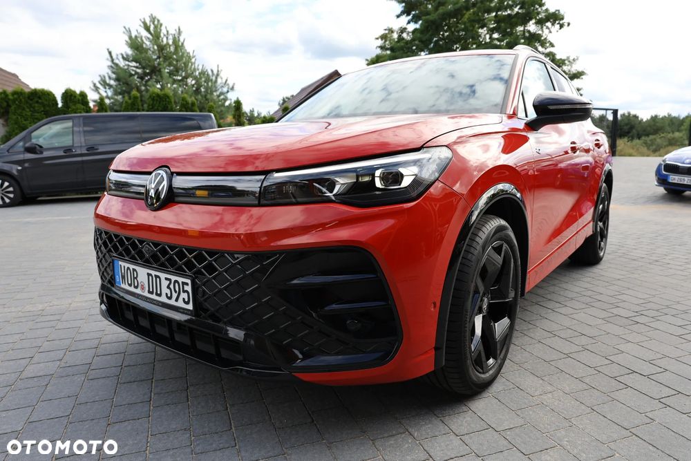 Volkswagen Tiguan 2.0 TDI SCR DSG R-Line - 12
