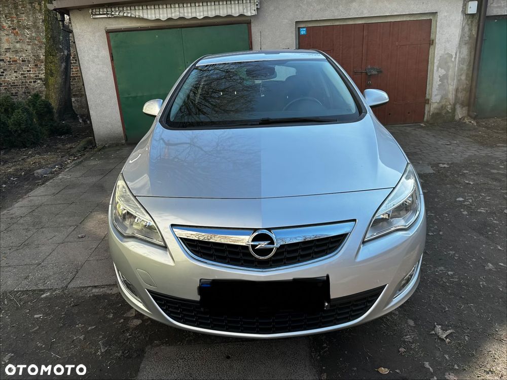 Opel Astra 1.4 T Cosmo - 17
