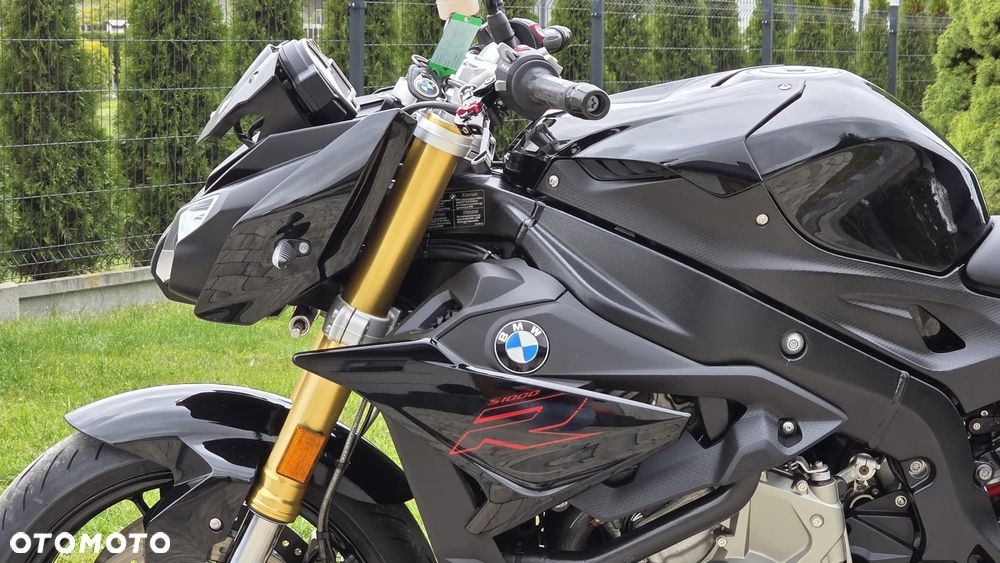 BMW S - 17