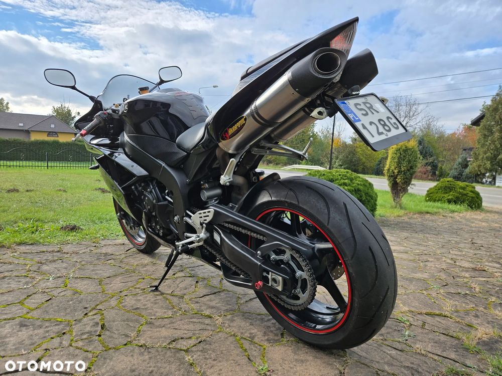 Yamaha R1 - 7