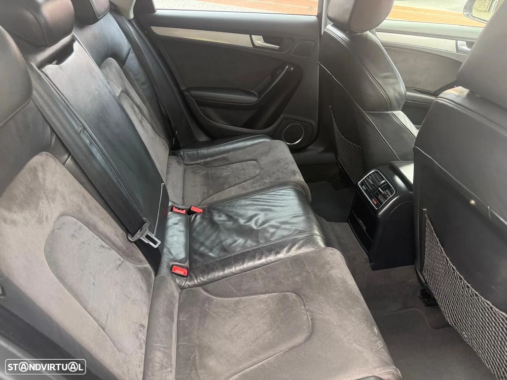 Audi A4 Avant 2.0 TDI Business Line Sport - 24