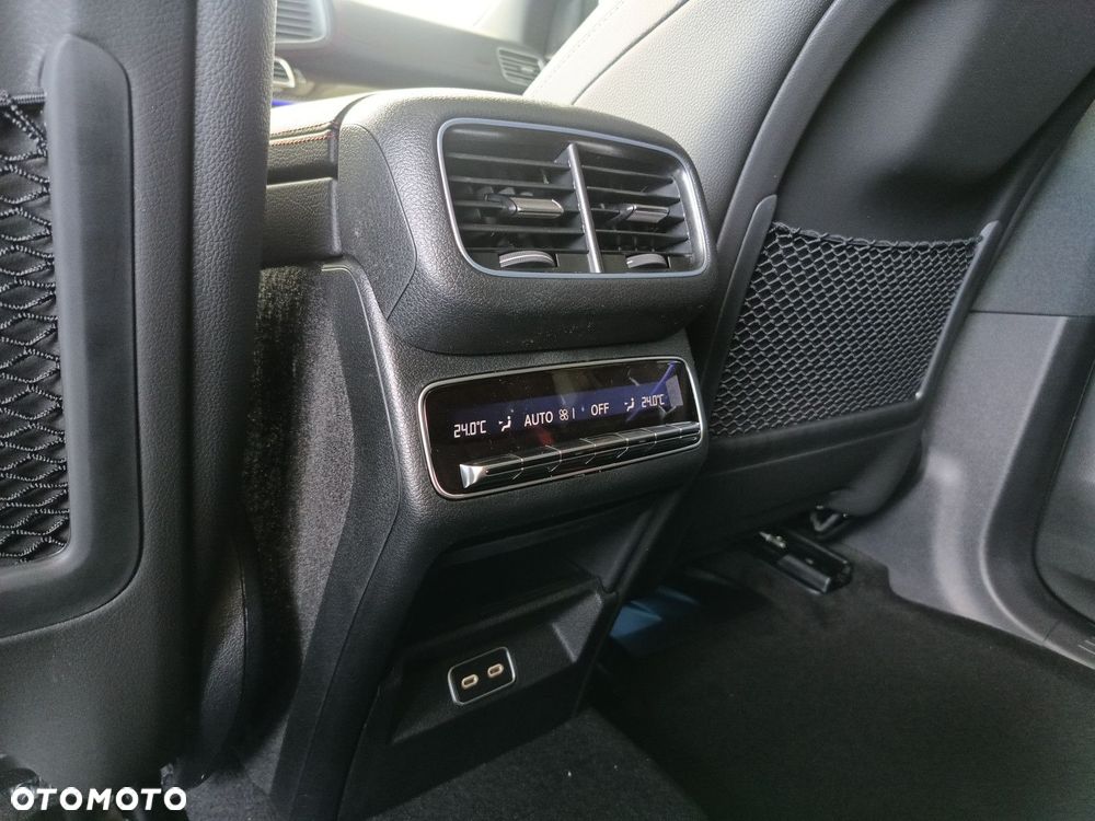 Mercedes-Benz GLE - 22