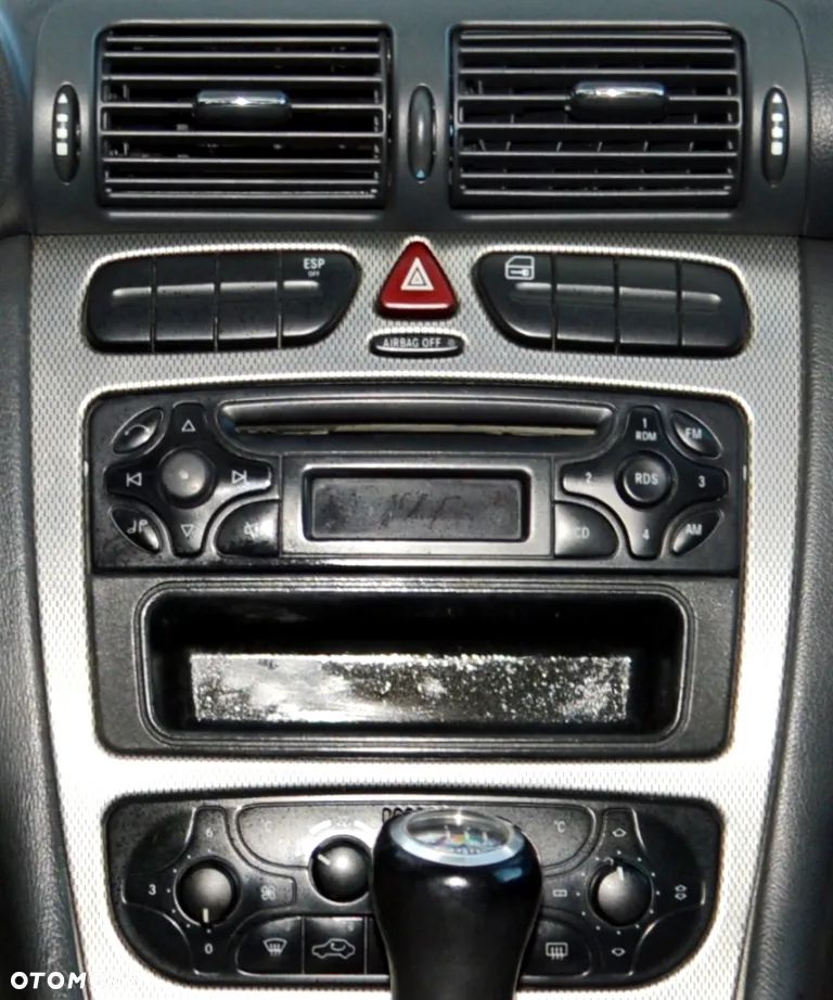 Mercedes-Benz Klasa C 180 - 28