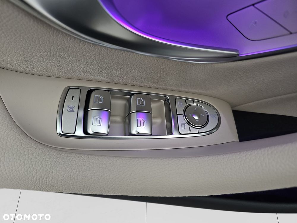 Mercedes-Benz CLS - 11