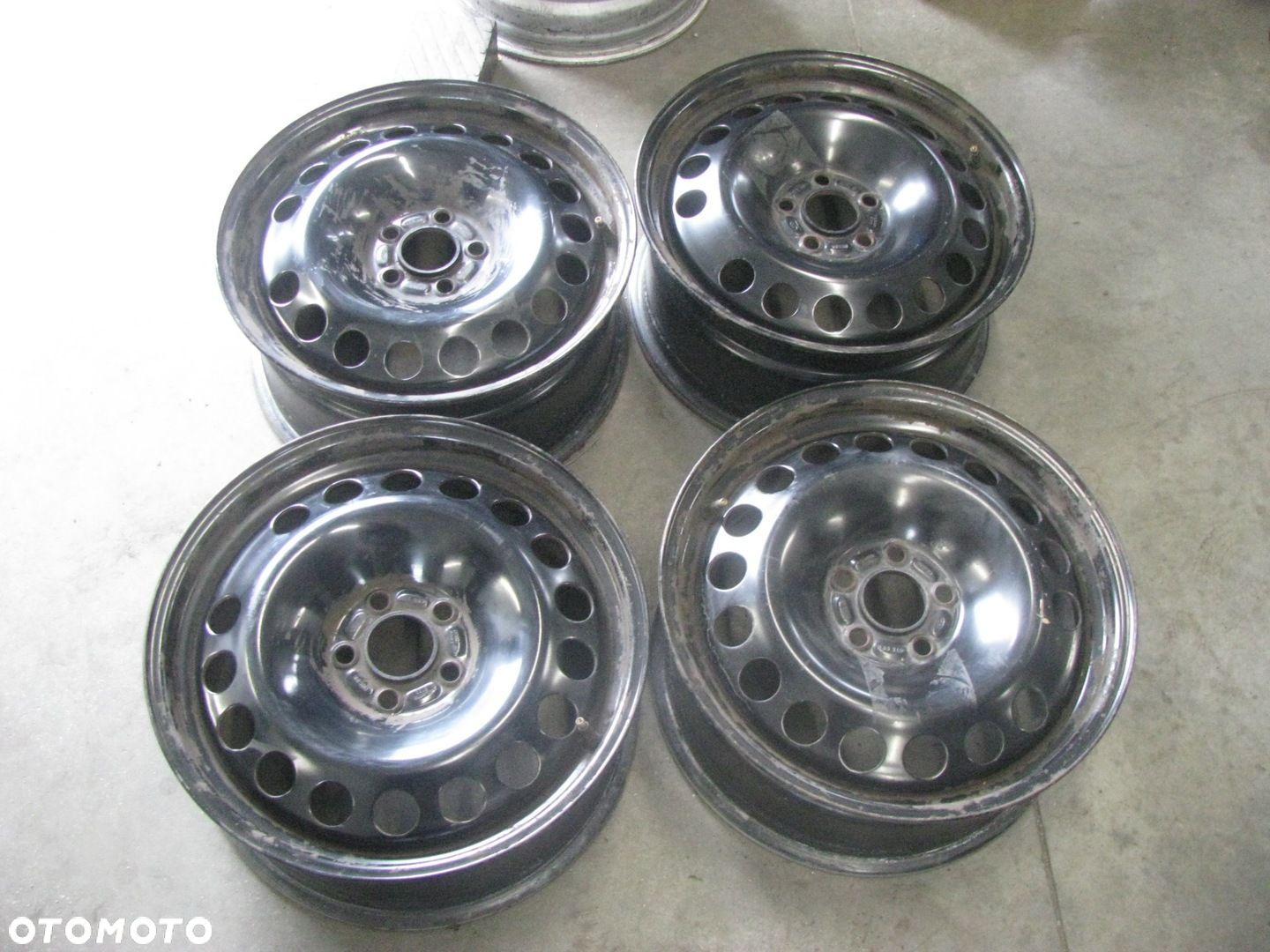 Felga stalowa Ford OE 2170807 7.5" x 17" 5x108 ET 55 - 1