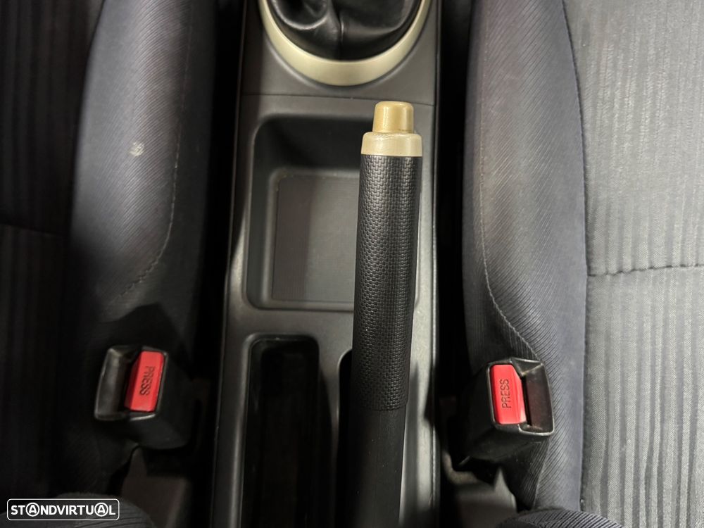 Honda Civic 1.4 LS AC - 27
