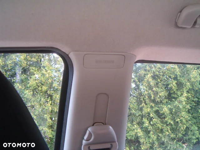 Suzuki Swift - 12
