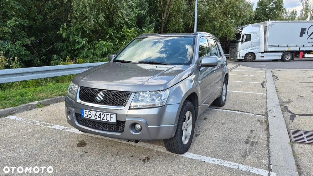Suzuki Grand Vitara - 2