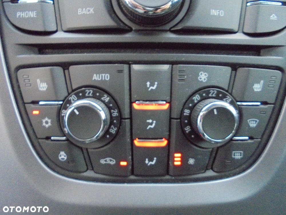 Opel Astra 1.4 Turbo ENERGY - 20