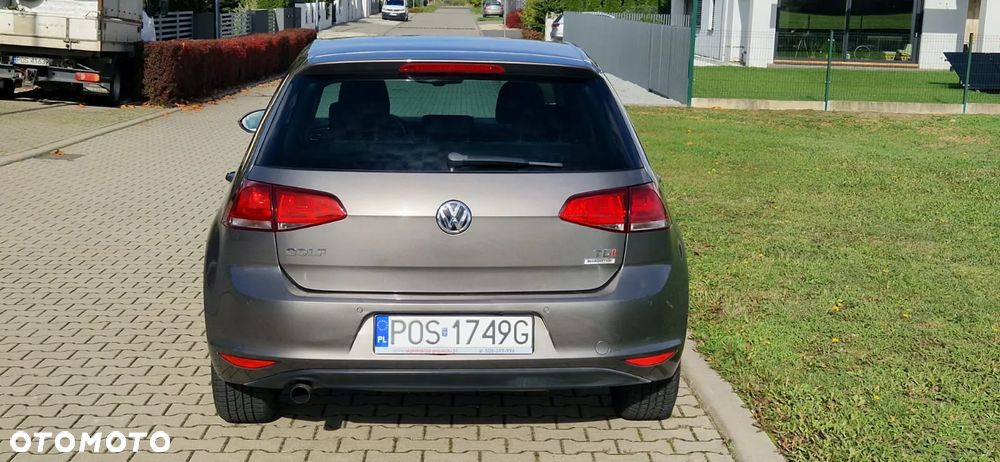 Volkswagen Golf - 3
