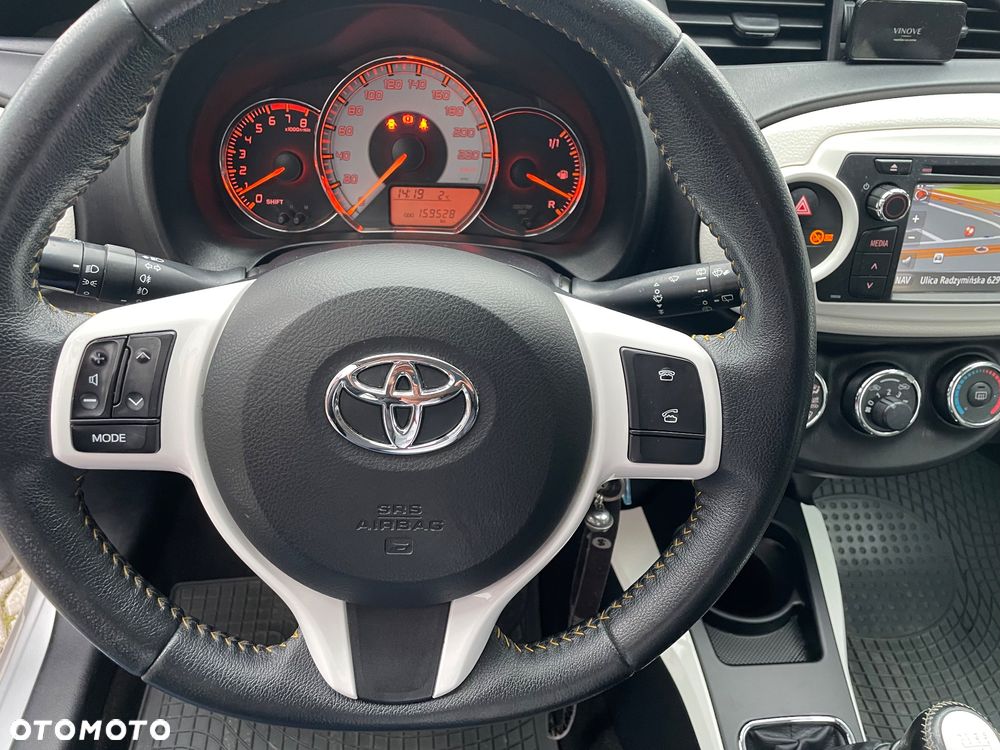 Toyota Yaris 1.33 Trend - 12