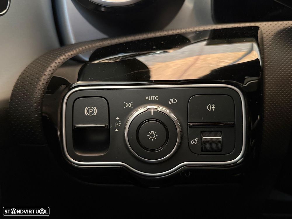 Mercedes-Benz CLA 250 - 27