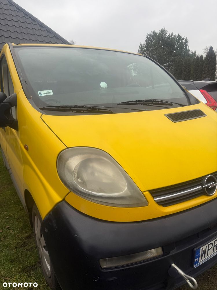 Opel Vivaro - 1