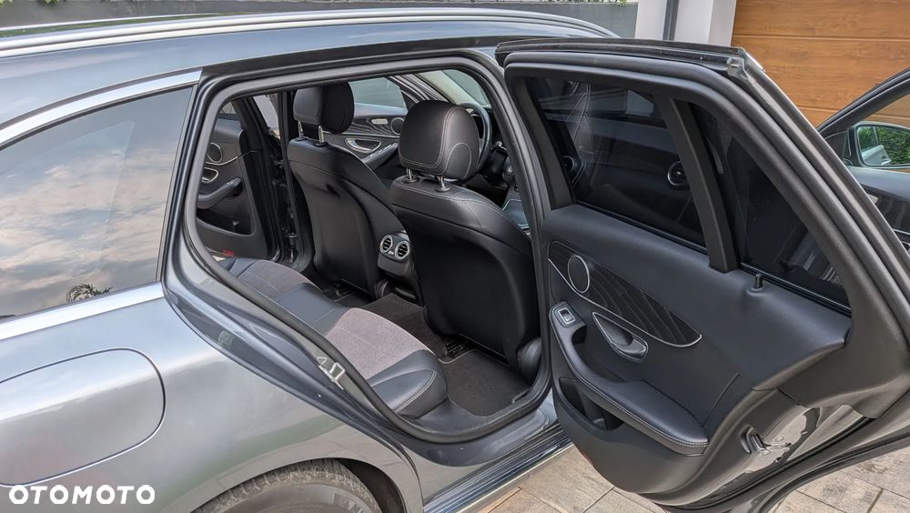 Mercedes-Benz Klasa C 200 d 9G-TRONIC Avantgarde - 24